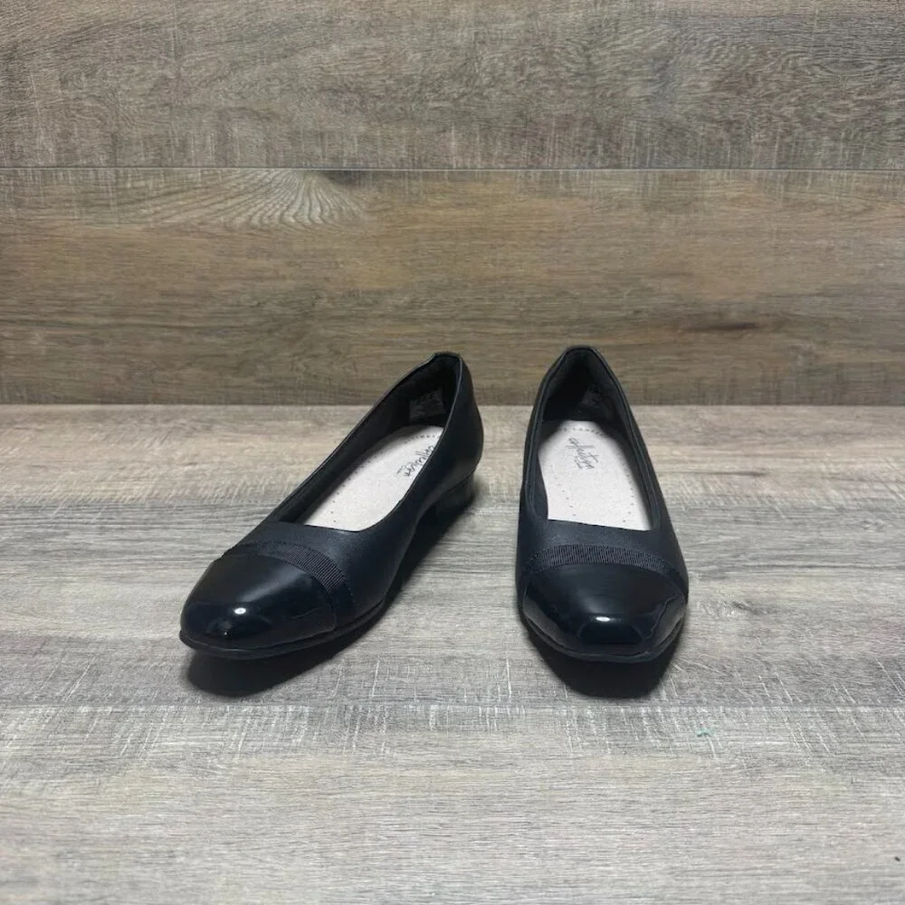 Clarks Juliet Monte Shiny Cap Toe Low Heel Shoe Women's Size 7
